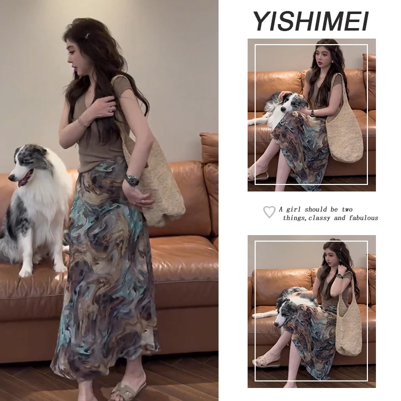 2025年夏季新款温柔风穿搭设计感修身短袖气质半身裙两件套