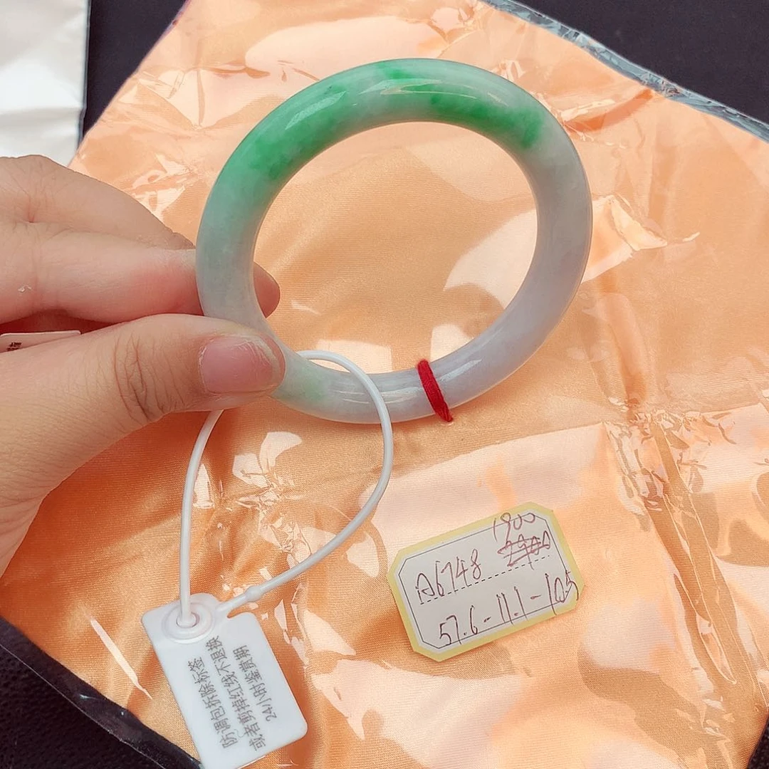翡翠手镯未镶嵌天然缅甸翡翠A货