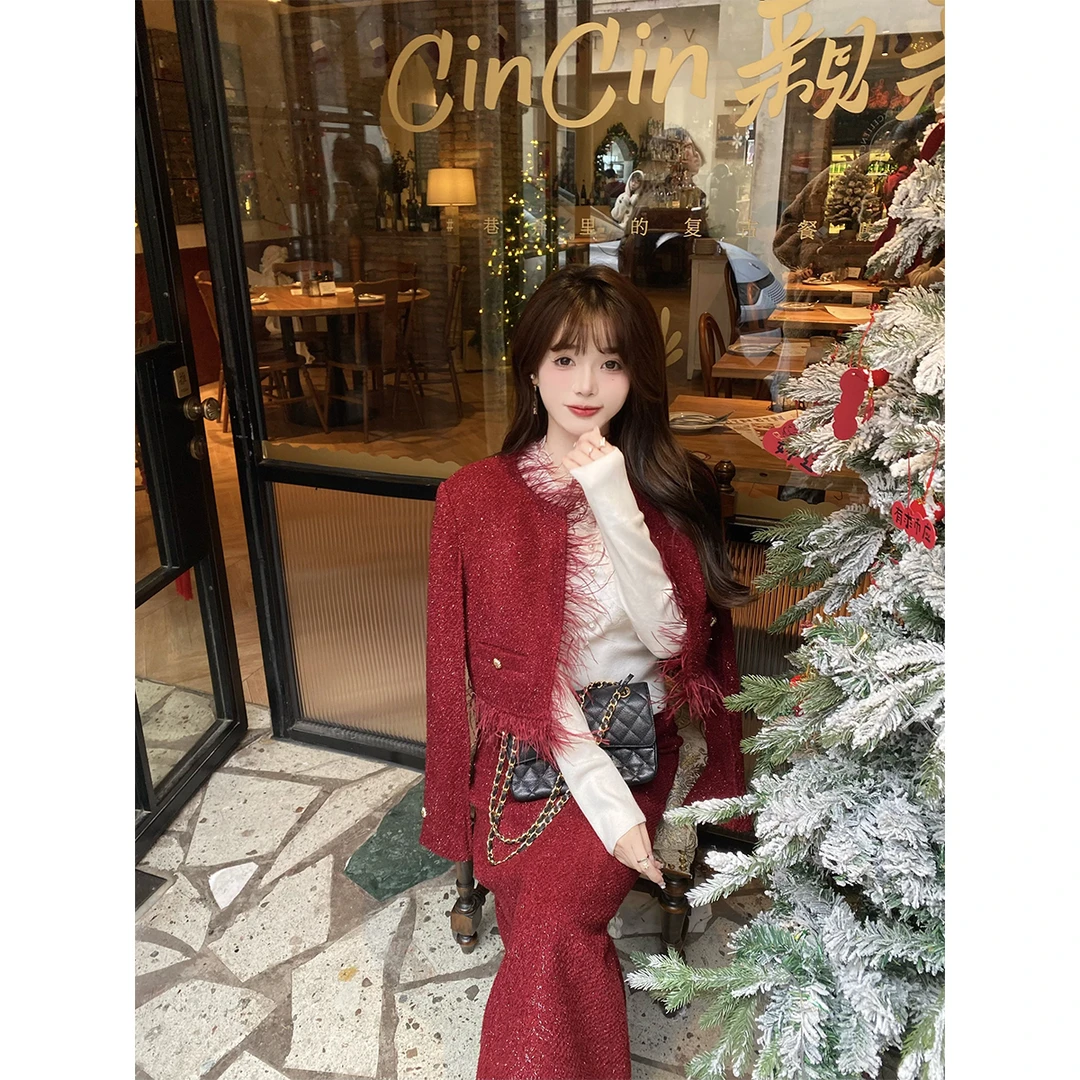 GA盈瓷过年红色女秋冬新款设计感小个子半身裙 24SS0010