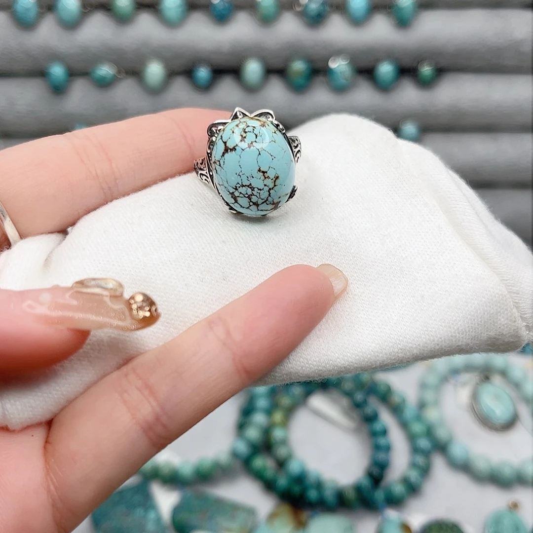 绿松石绿松石未镶嵌