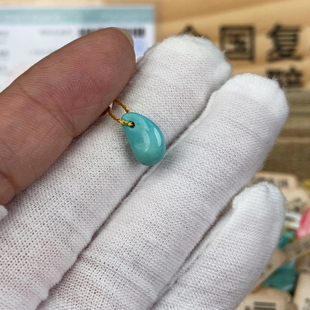未镶嵌绿松石珠宝奇石