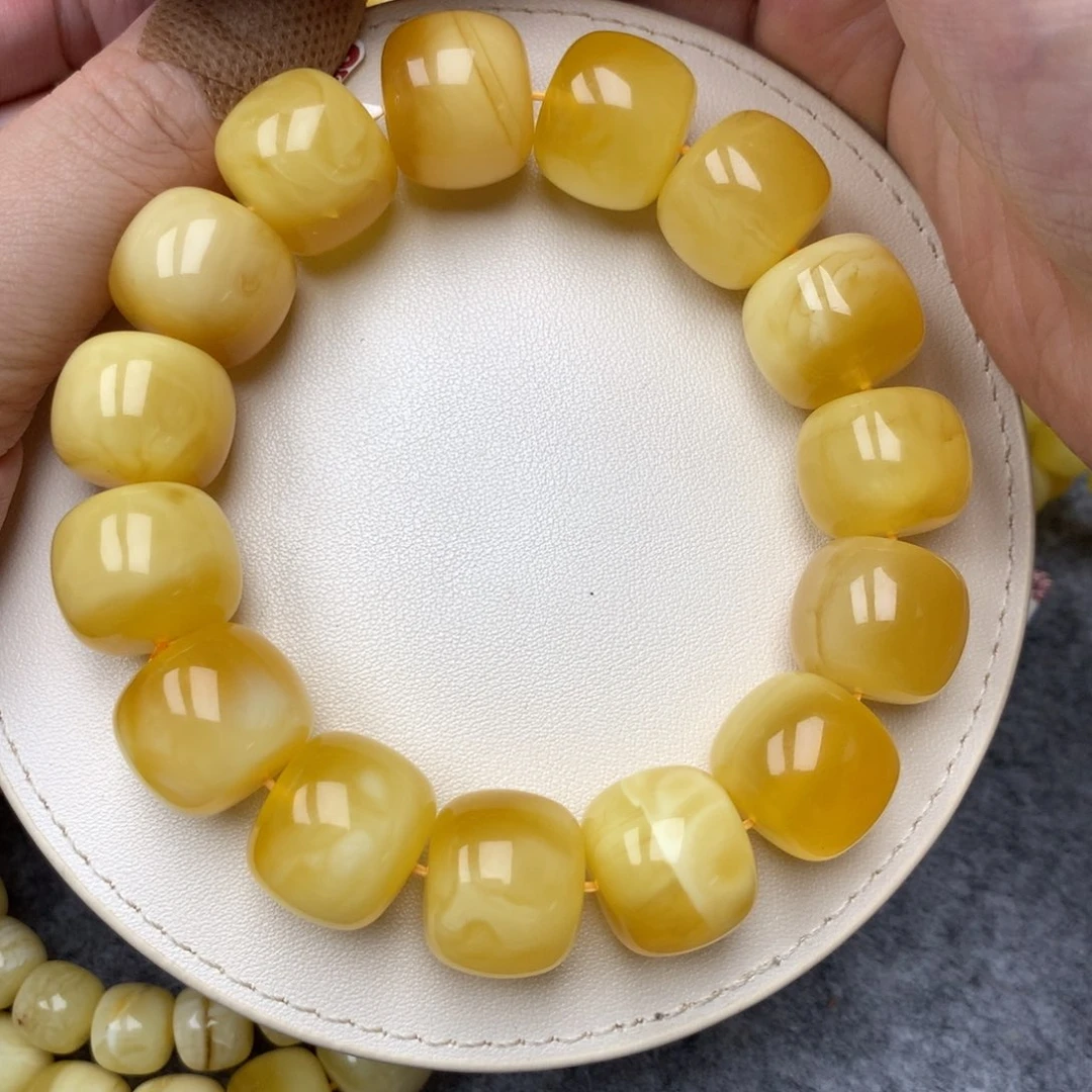 琥珀未镶嵌珠宝奇石18