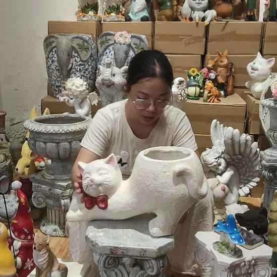 合成树脂氧化镁白色翘屁股猫咪花盆一个