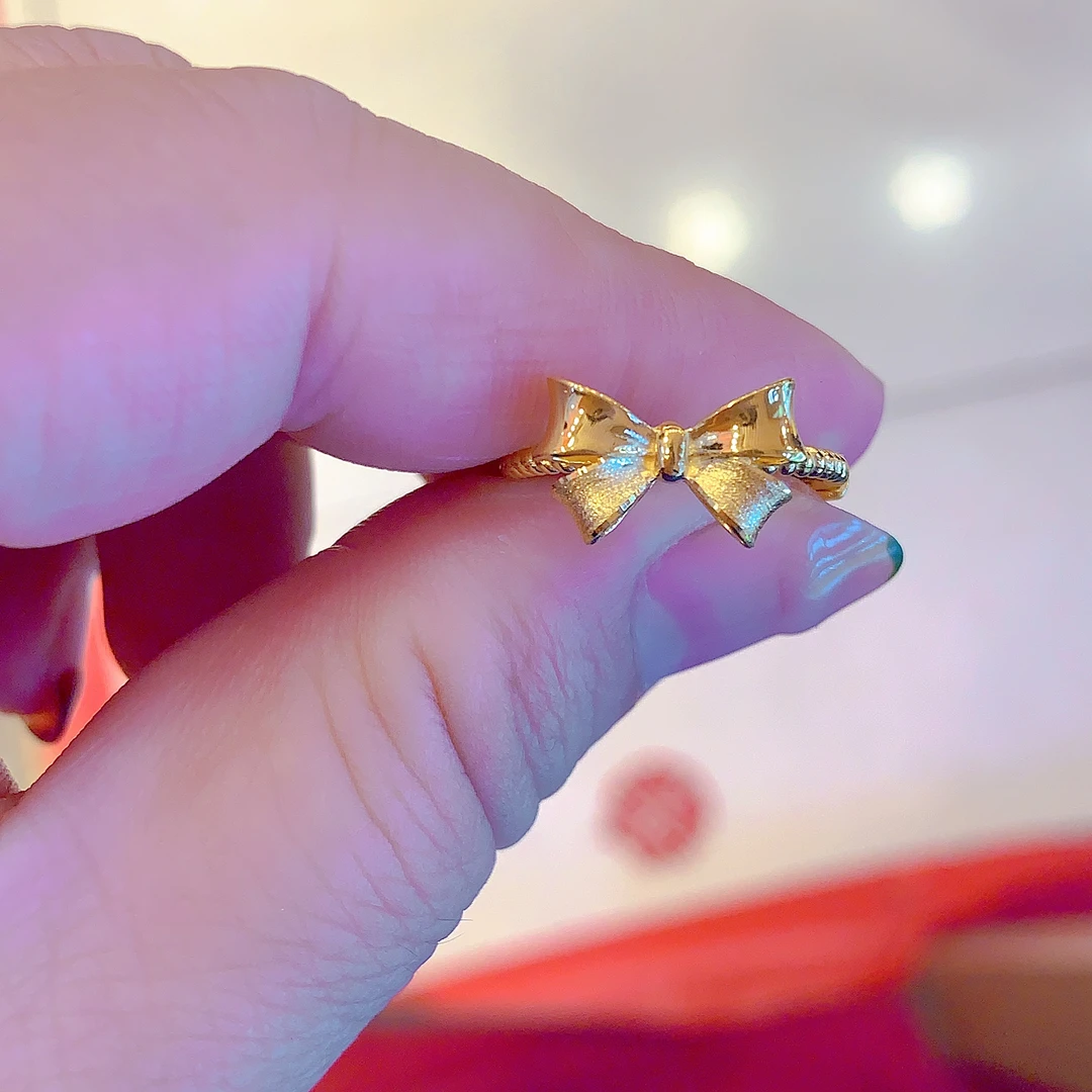 足金在逃公主蝴蝶结戒指活口（下单备注圈口）