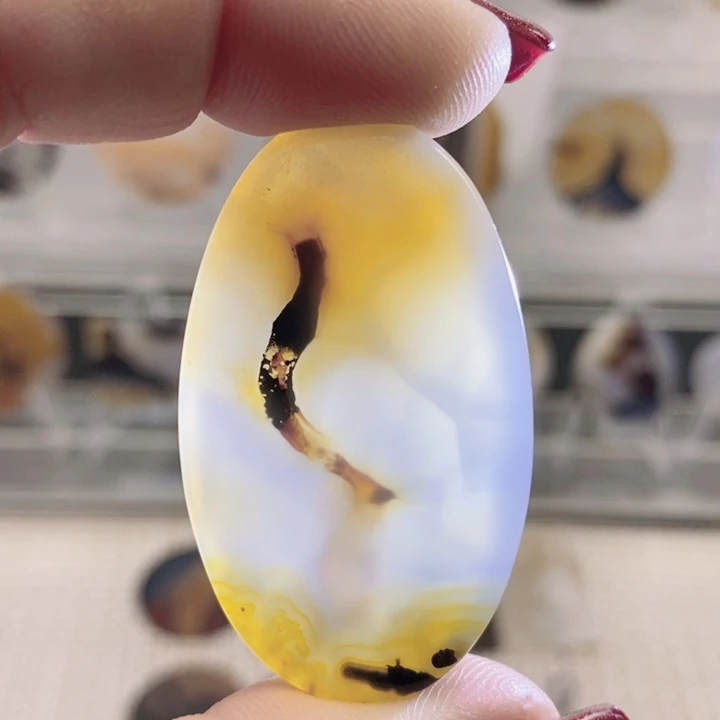 玛瑙/玉髓未镶嵌颈饰