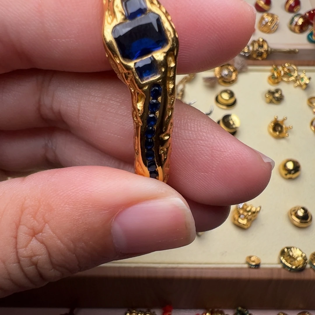 国***师铜铁合金类蓝色古拙