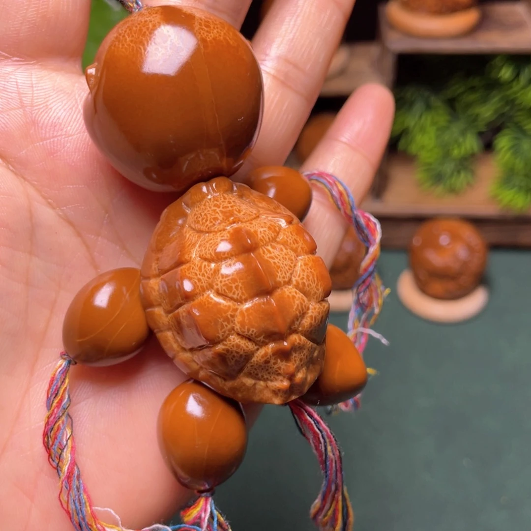 把件橄榄核富贵人生