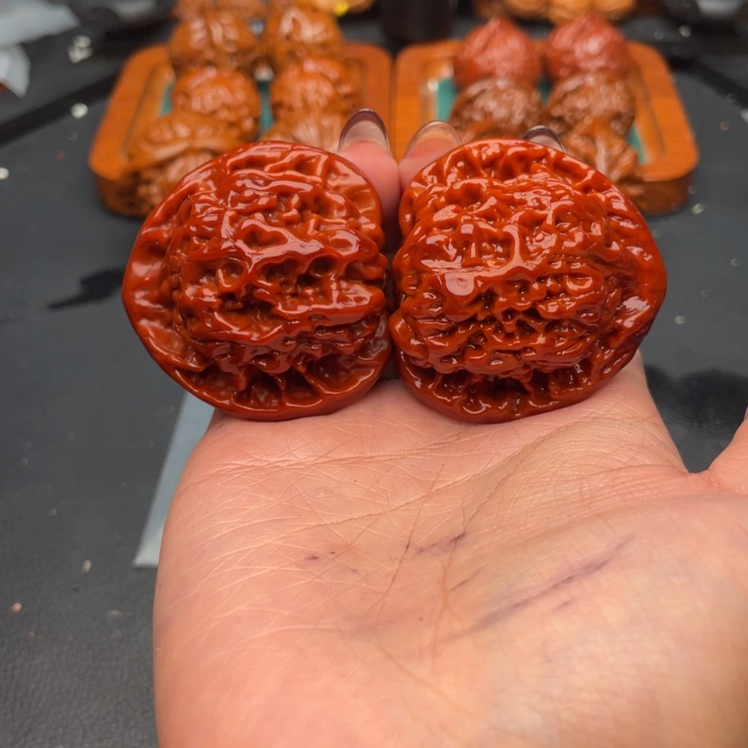 张***六把件文玩核桃官帽