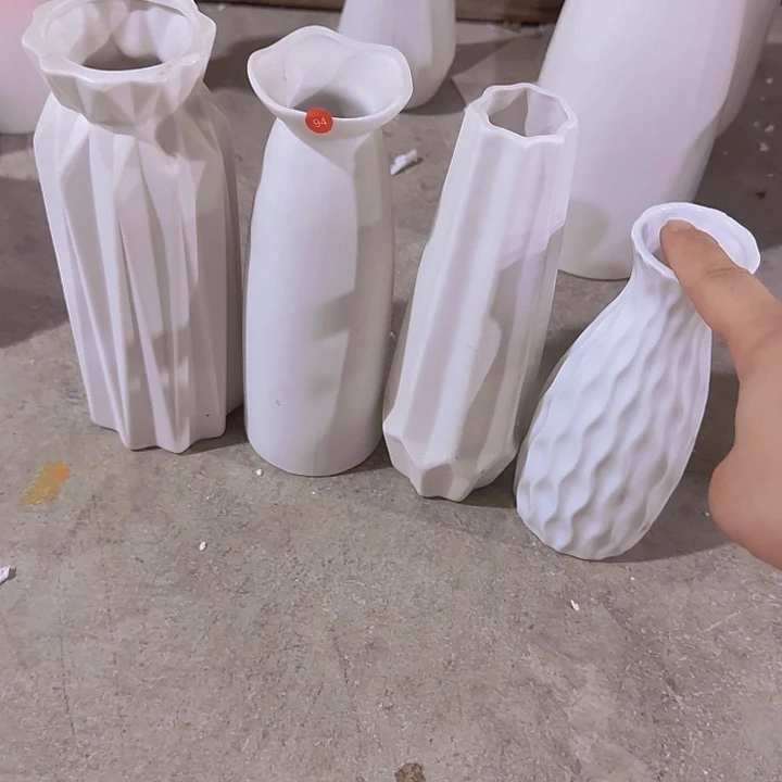 瑕疵4个陶瓷组合花瓶