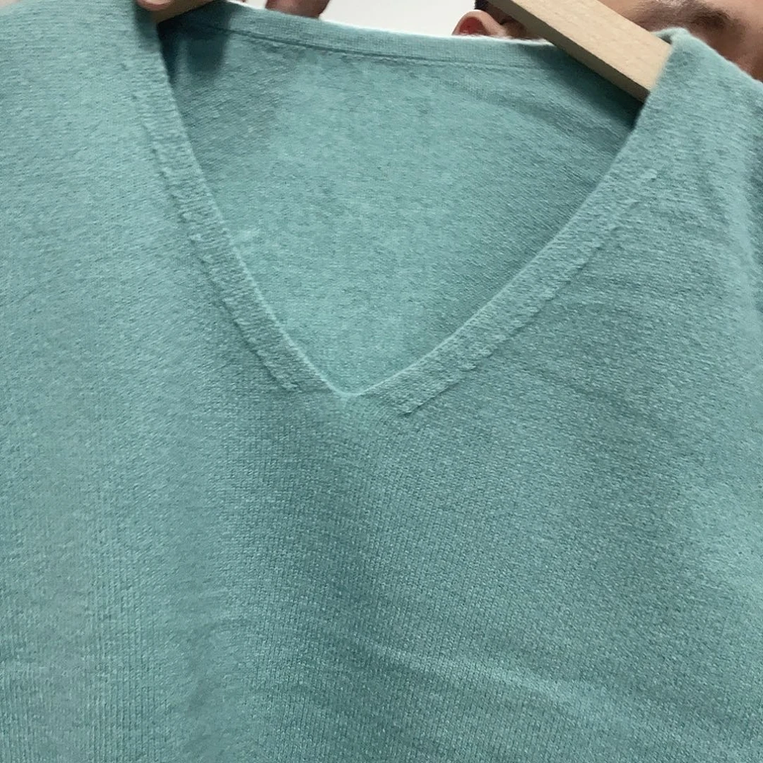 100羊毛衫v领小号M