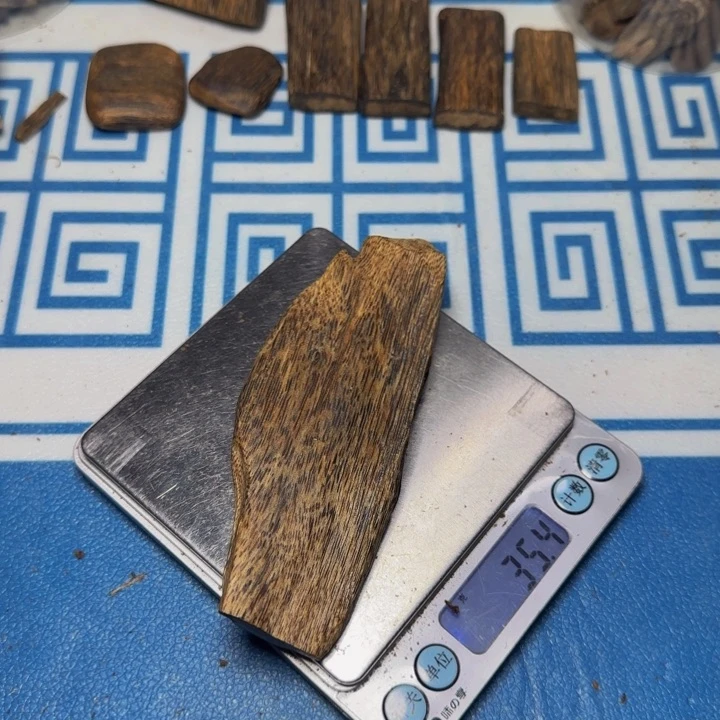 木临****f手工艺雕塑根雕木方板材35克