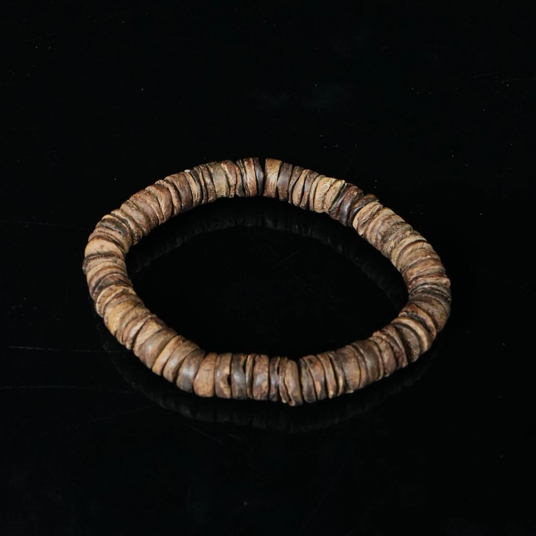 A6318 苏门达腊沉香黑油9分沉随形串 /  6.74g