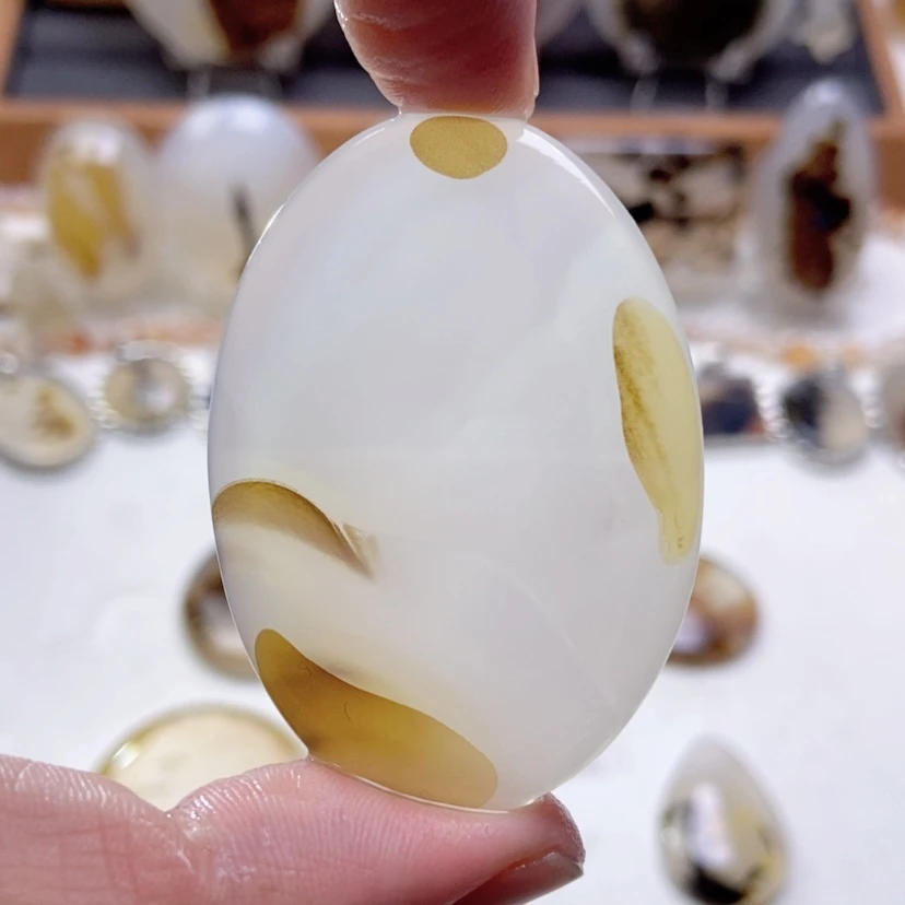 【闪购商品】玛瑙/玉髓颈饰未镶嵌