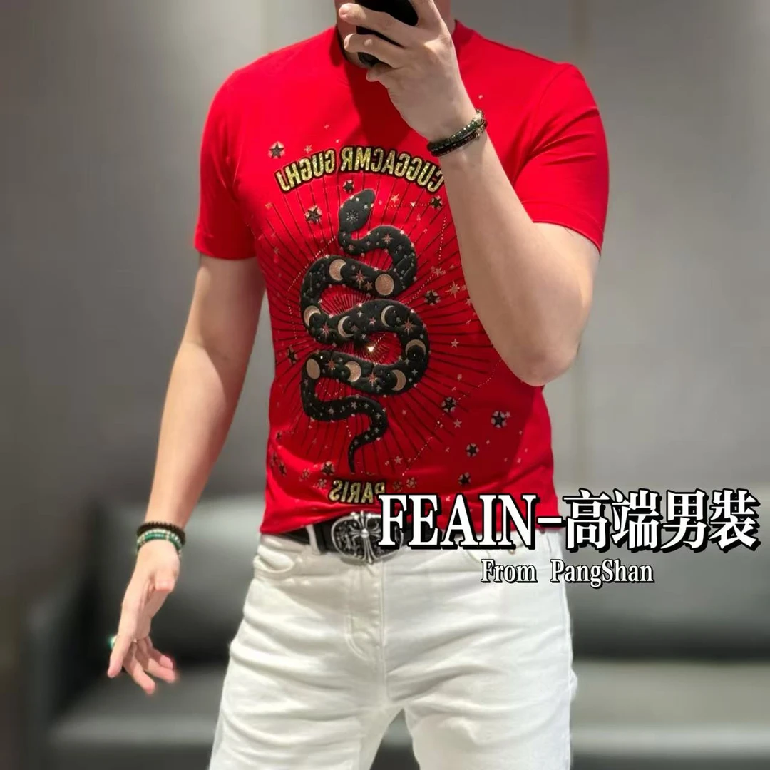 【雷迪·凯奇】蛇年限定立体浮雕水晶砂字母点缀双丝光短袖T恤8025