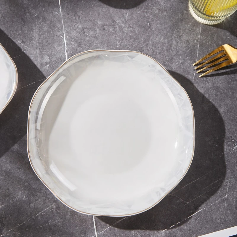 天顺陶瓷高颜值盘子家用2025新款好看金边菜盘轻奢圆盘深盘洋气