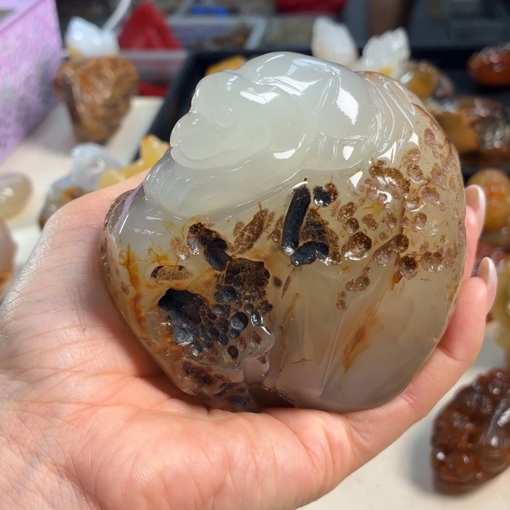 未镶嵌颈饰玛瑙/玉髓