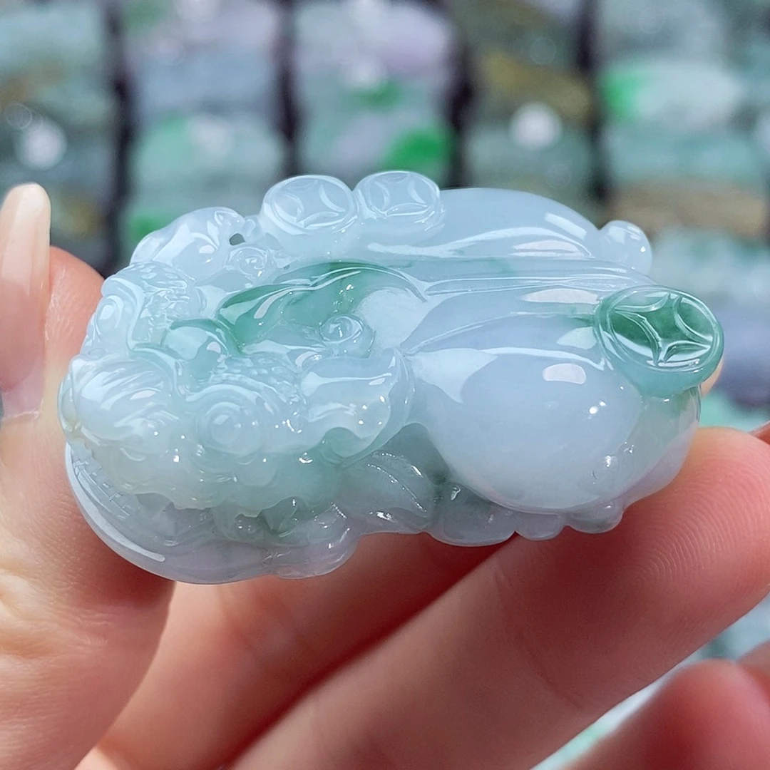 颈饰未镶嵌翡翠天然