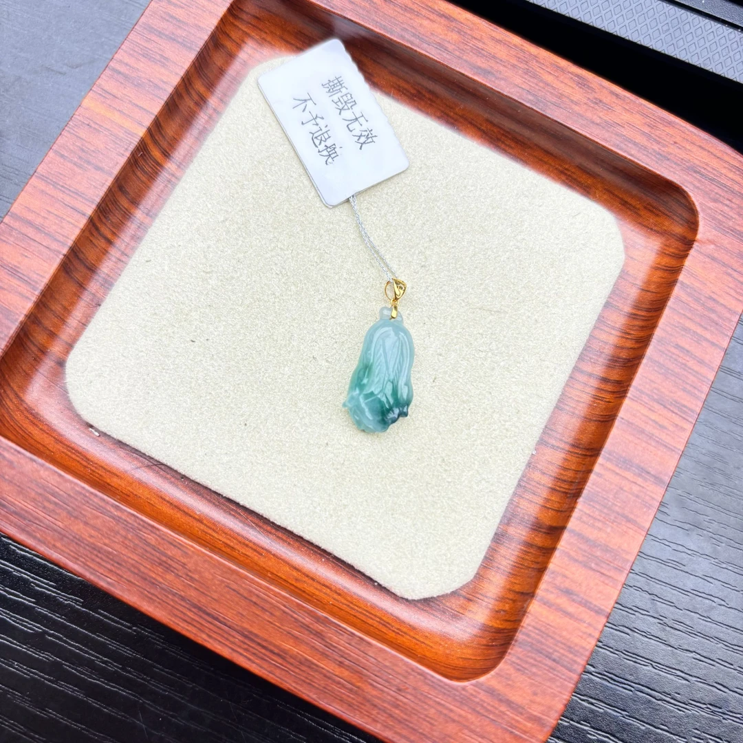 天然缅甸翡翠18K镶嵌白菜