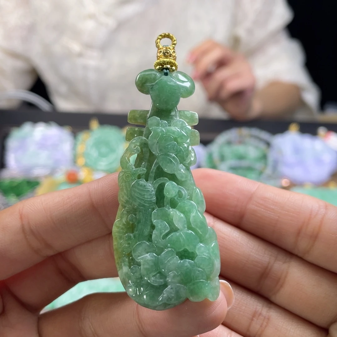 翡翠未镶嵌颈饰代编织