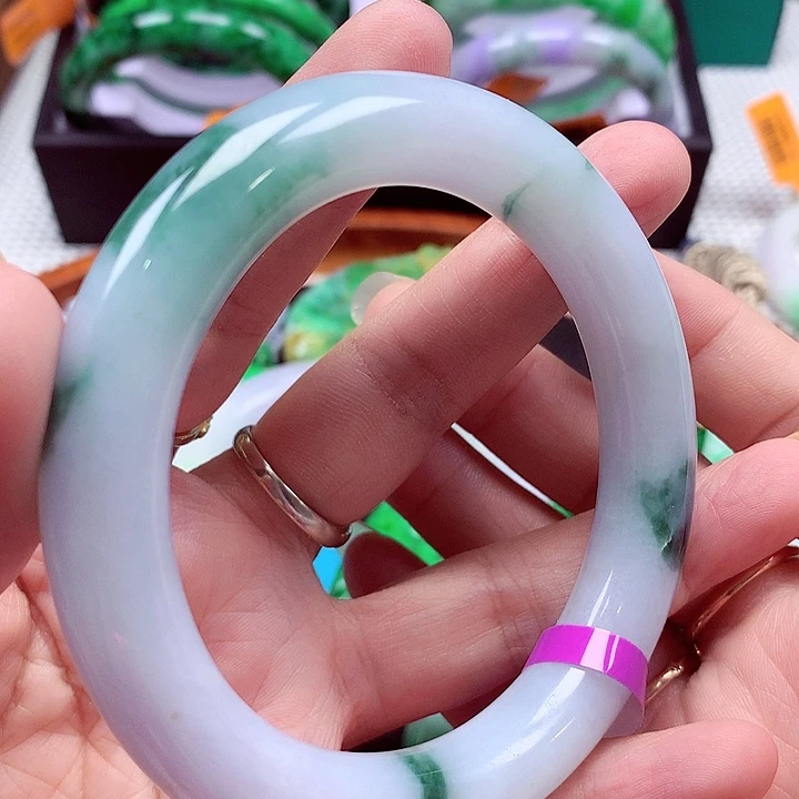 未镶嵌手镯翡翠翡翠