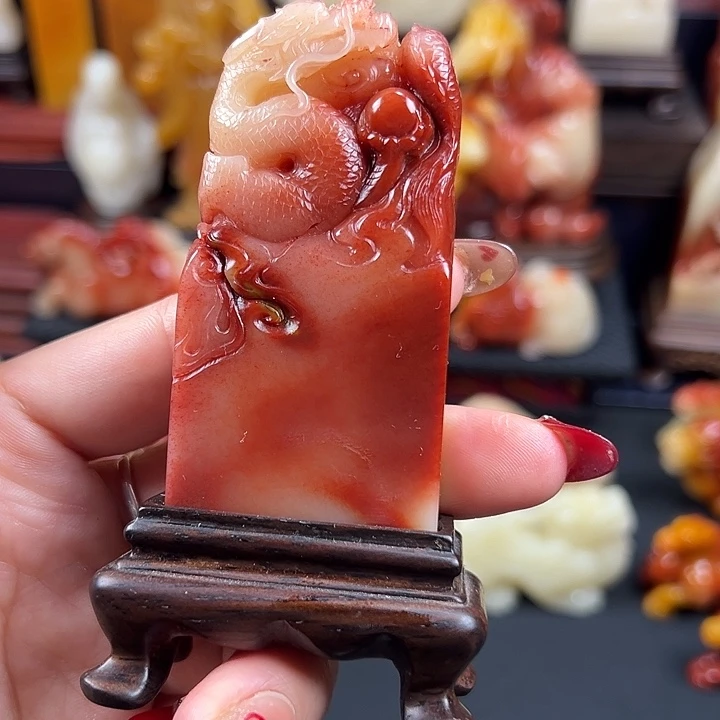 寿山石老性芙蓉石