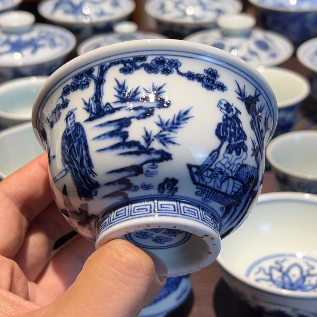 精品青花萧何月下追韩信压手杯口径约9.3厘米