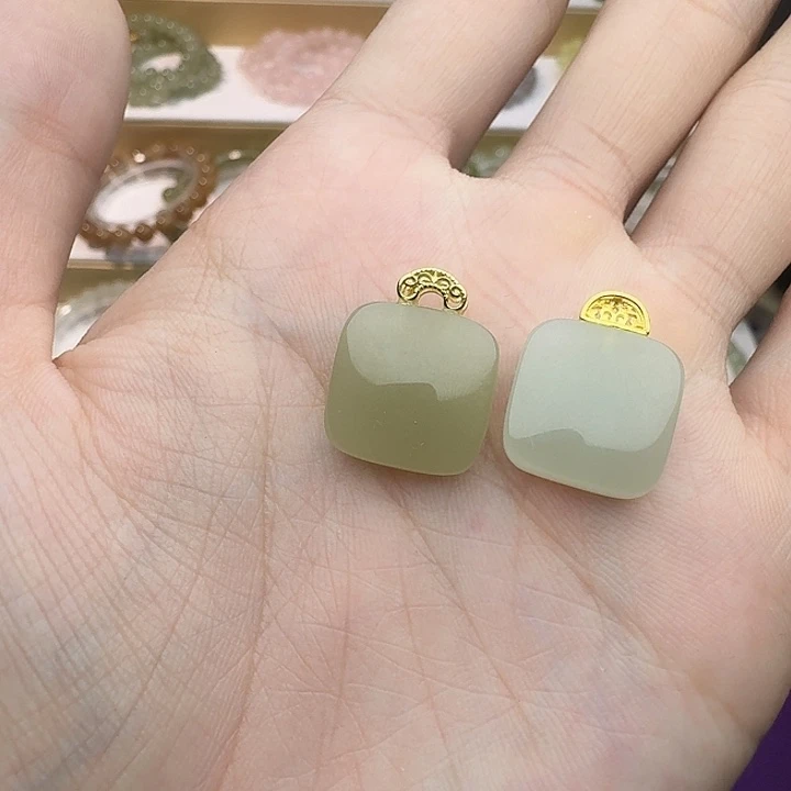 颈饰未镶嵌和田玉