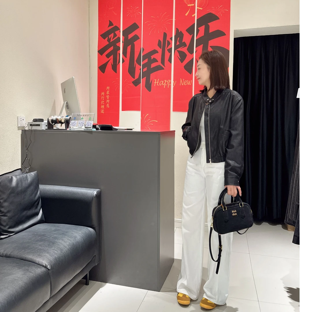 25077新款皮衣显瘦休闲黑色宽松百搭时尚