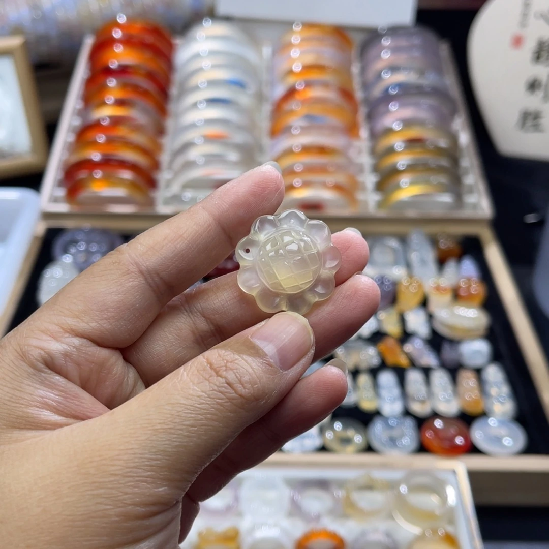 玛瑙/玉髓未镶嵌颈饰