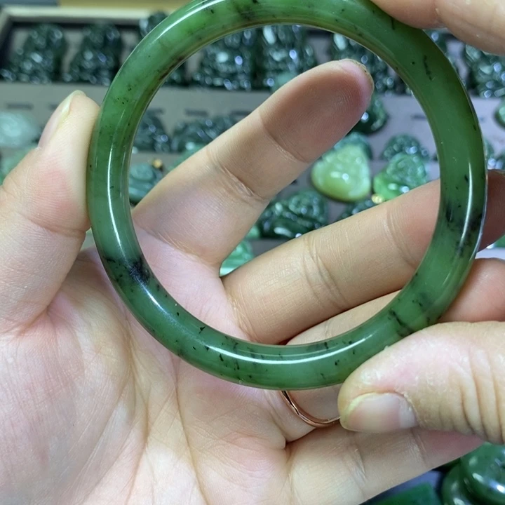 和田玉未镶嵌珠宝奇石