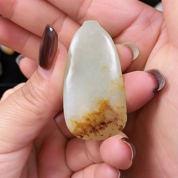 然***慧和田玉未镶嵌颈饰