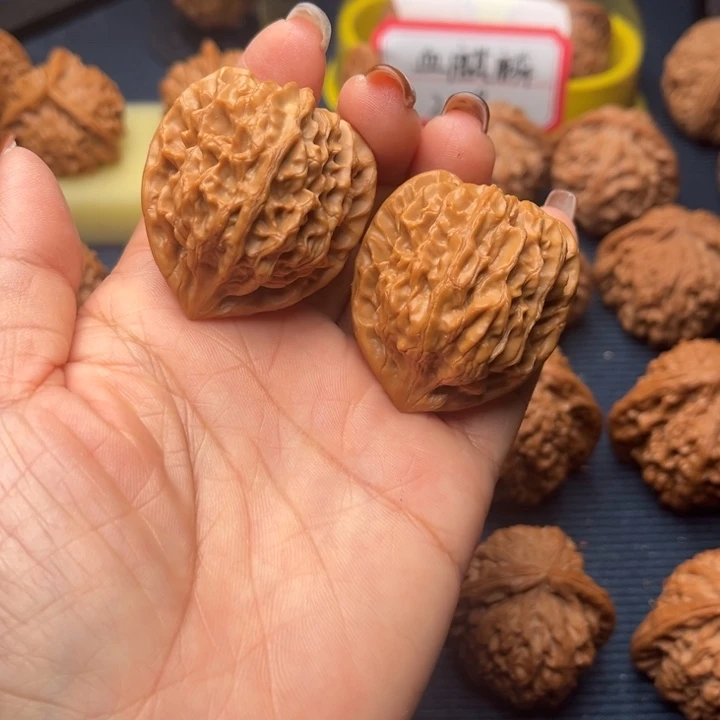 文玩核桃吊坠37龙门涧