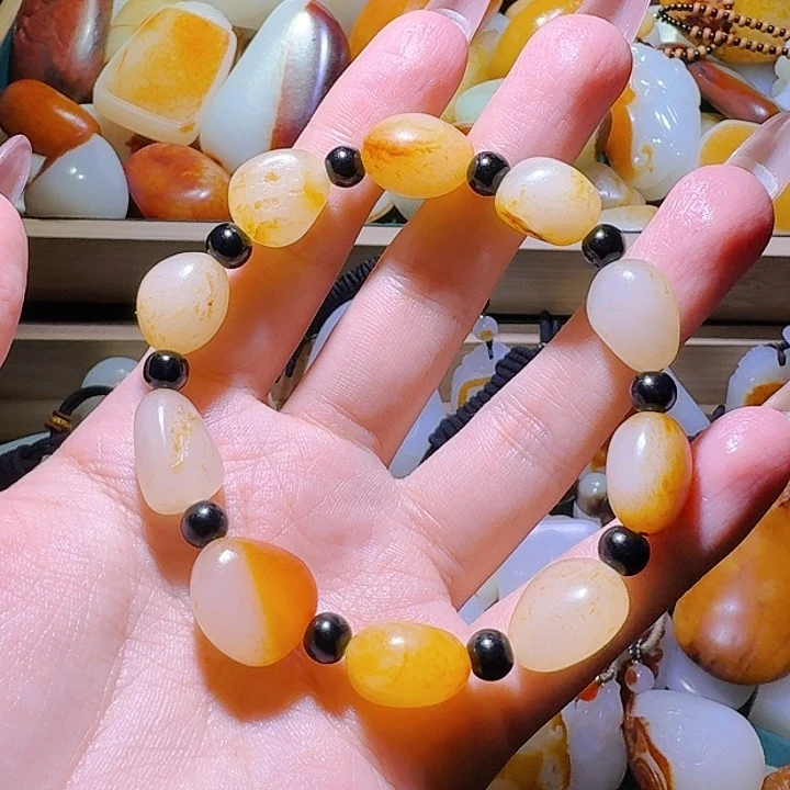 和田玉挂件未镶嵌一**子