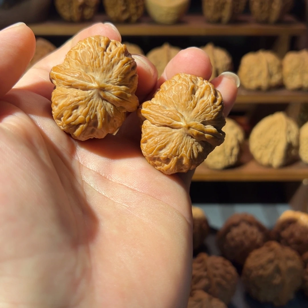 吊坠文玩核桃平谷元宝40全品