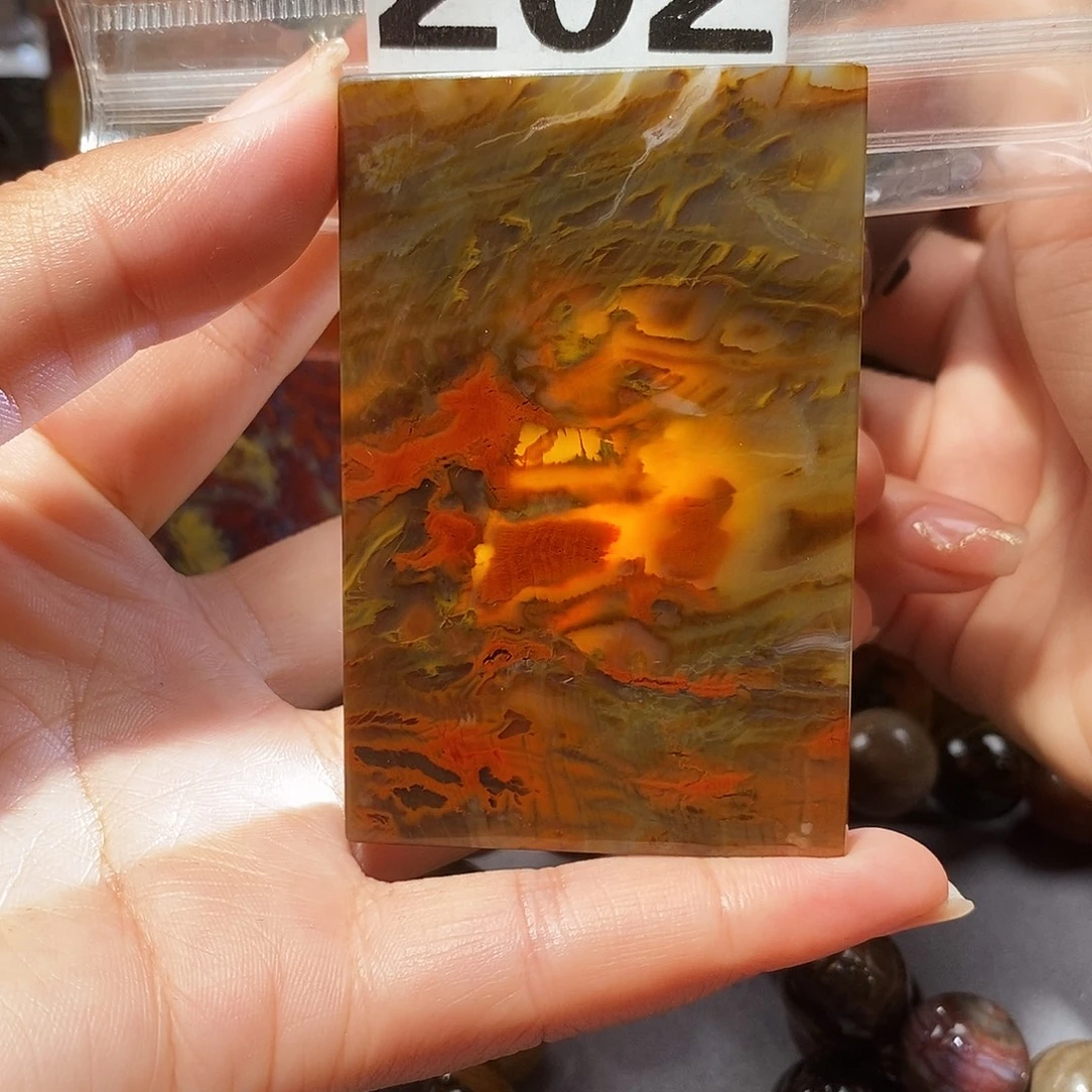 未镶嵌天然北票硅化玉吊坠硅化玉