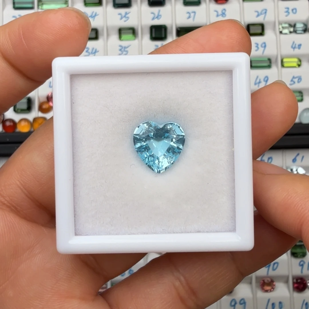 托帕石裸石天然心11mm6.44克拉