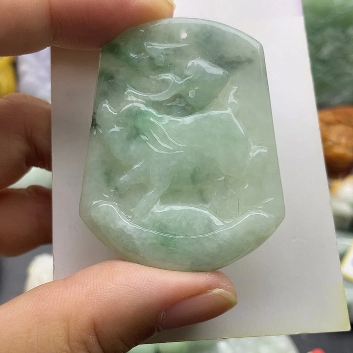 翡翠未镶嵌颈饰天然翡翠