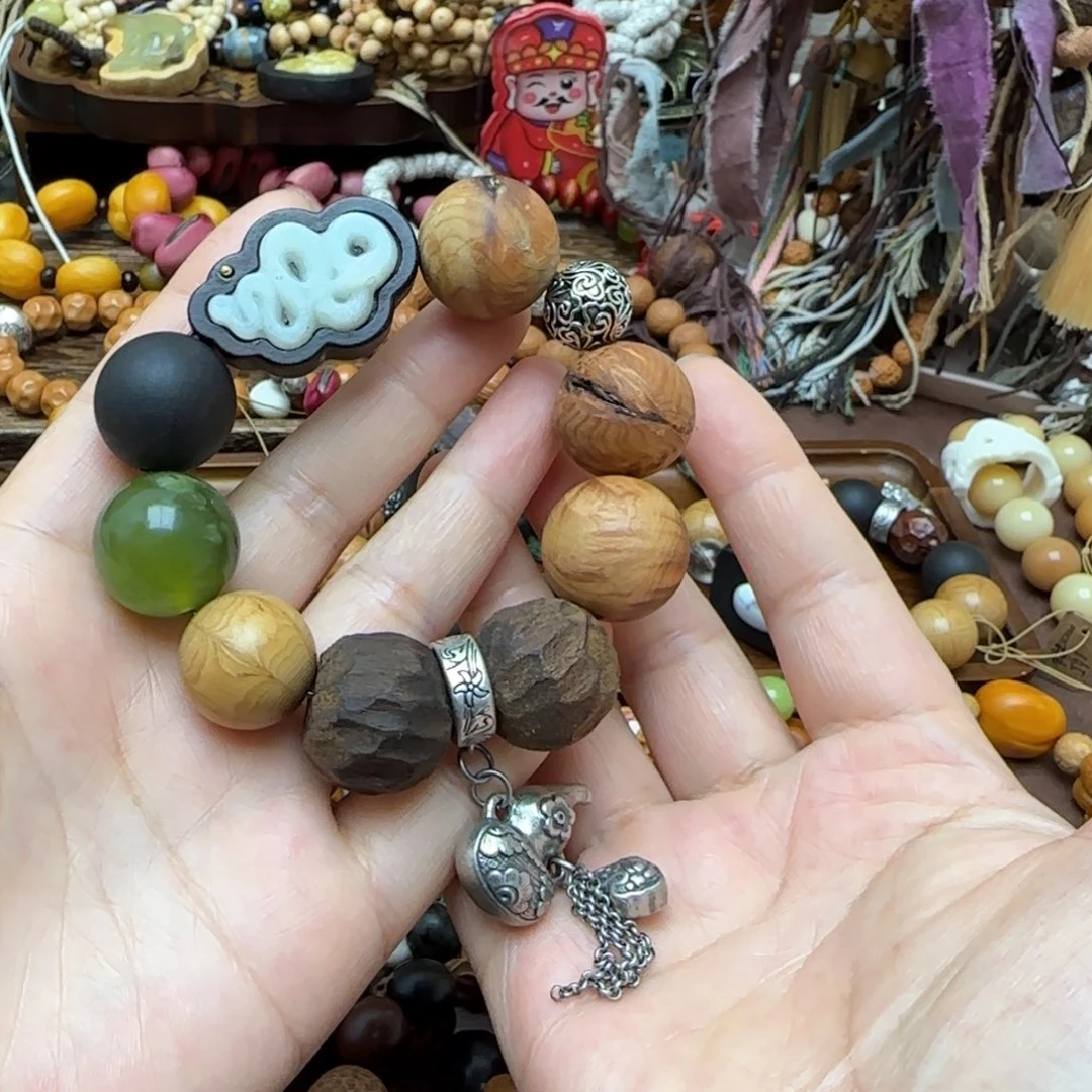 凤眼菩提手串塔**纸手串