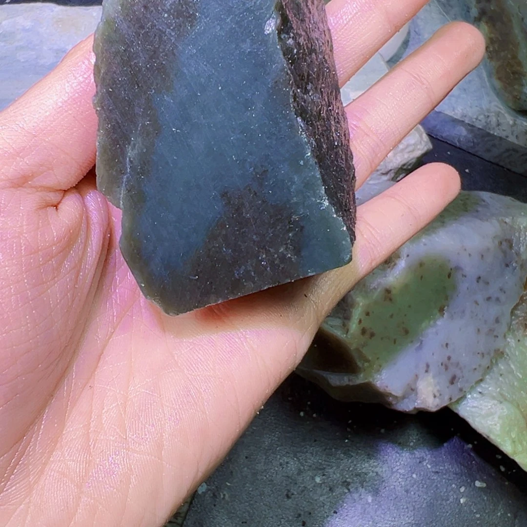 和田玉（糖玉）未镶嵌珠宝半成品