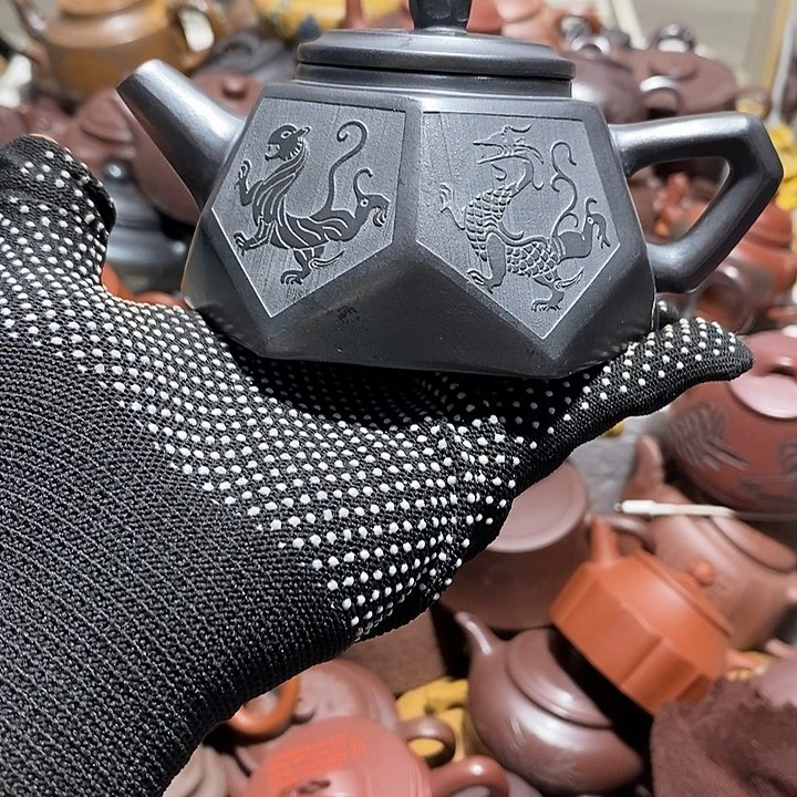 紫砂茶壶微瑕微笑