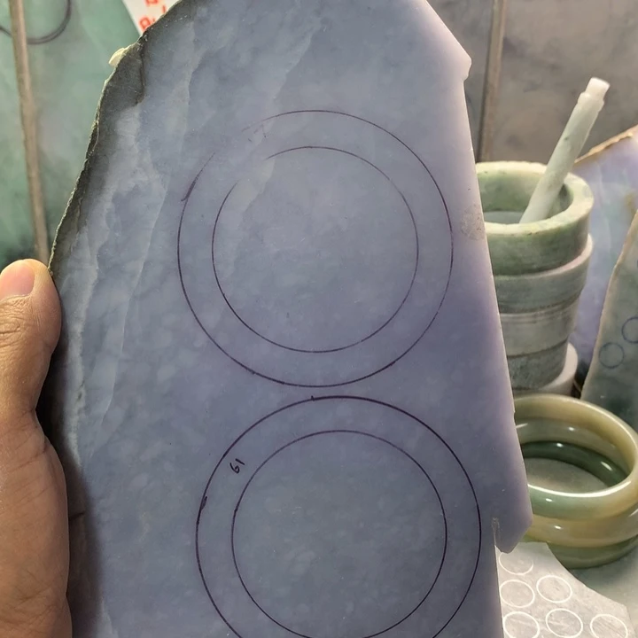 翡翠裸石天然翡翠手镯料