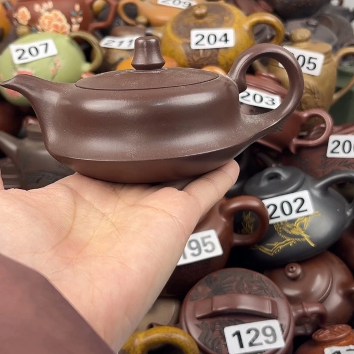 紫砂茶壶壶口蹭到