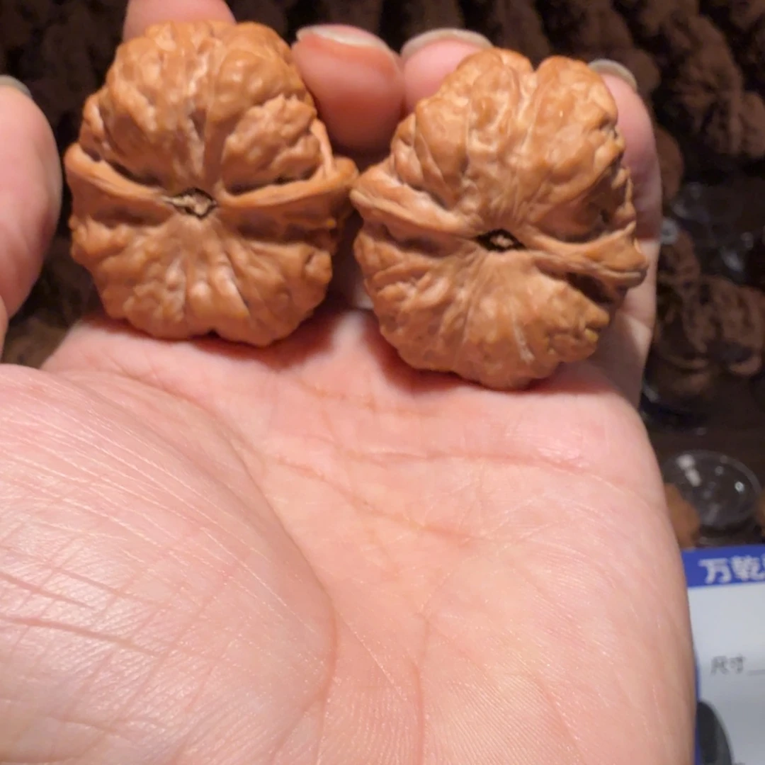 妖***Z把件文玩核桃蛤蟆的眼睛是真的好看啊我