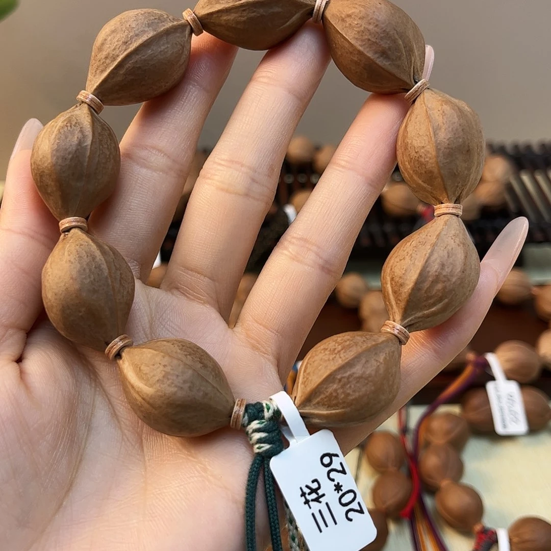 *****橄榄核吊坠梅林铁核文玩手串