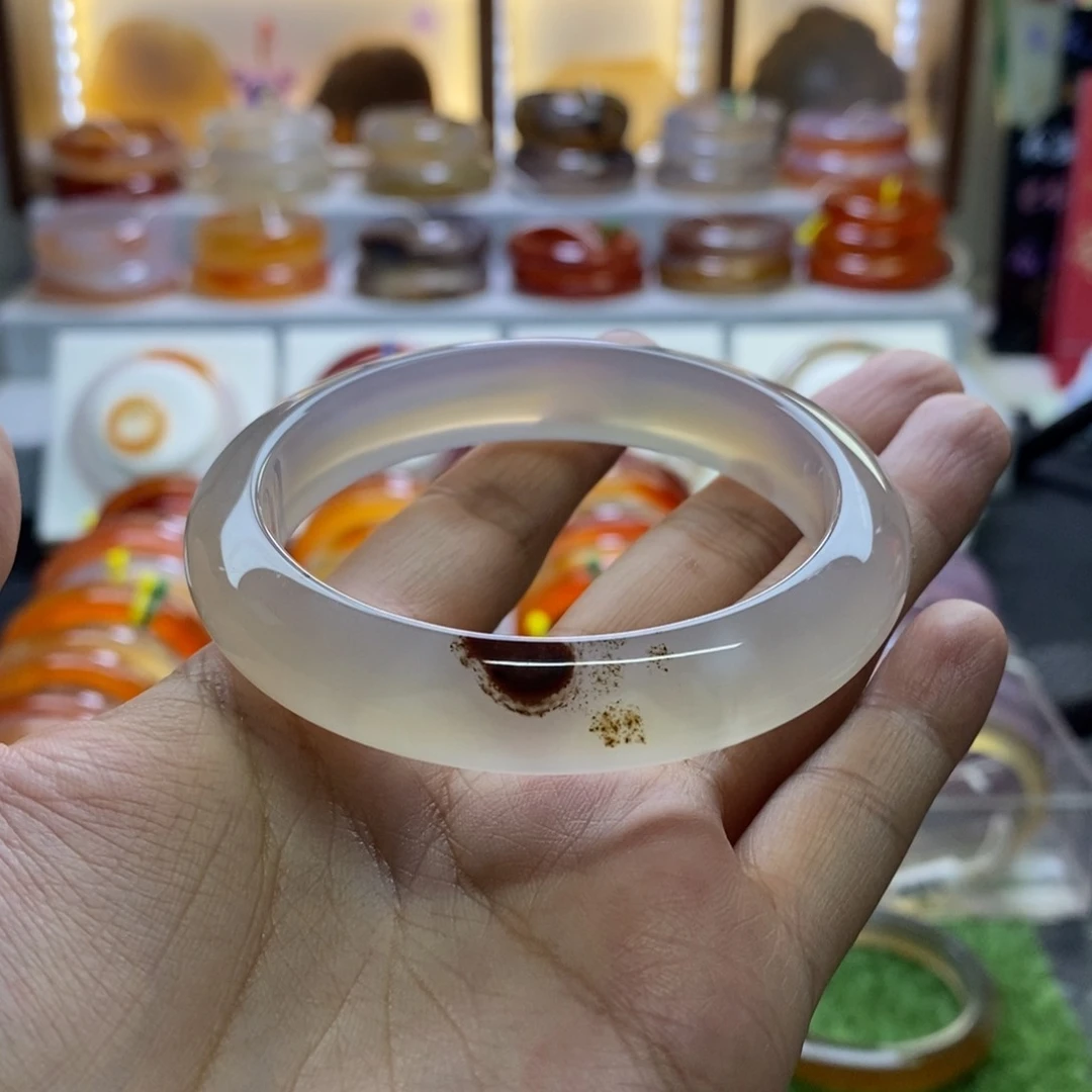 手镯玛瑙/玉髓未镶嵌