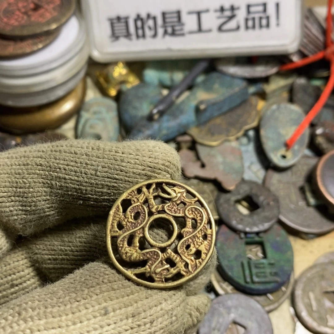 铜现代工艺品学习币