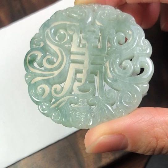 翡翠未镶嵌颈饰缅甸A货，每天下午1点半开播
