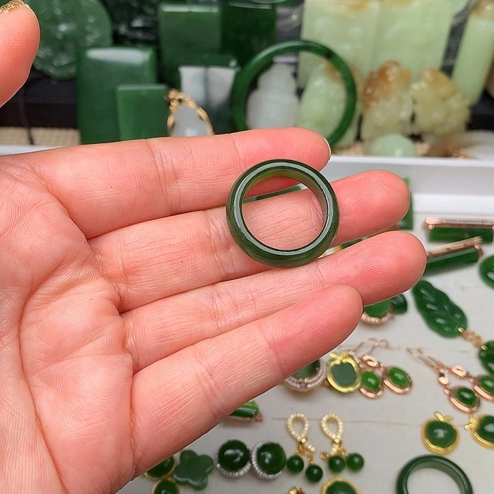 和田玉颈饰未镶嵌海*