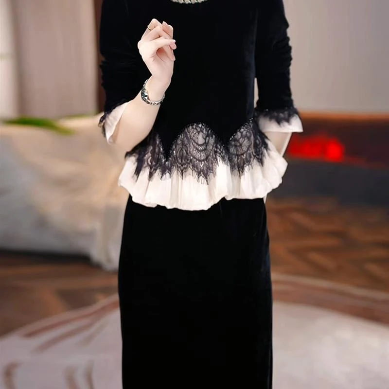 连衣裙2025新款女春秋今年流行爆款轻奢高级感假两件黑色长袖丝绒