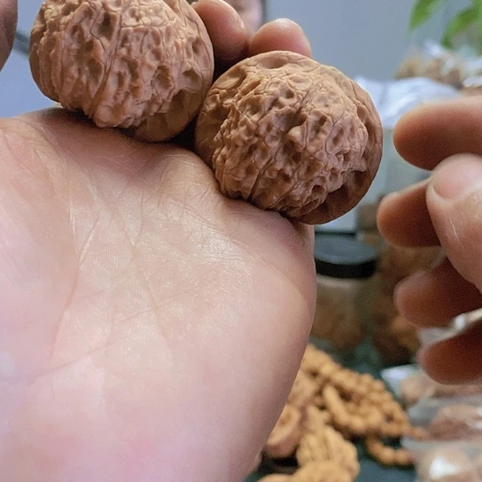 【闪购商品】把件文玩核桃42血麒麟尖黄